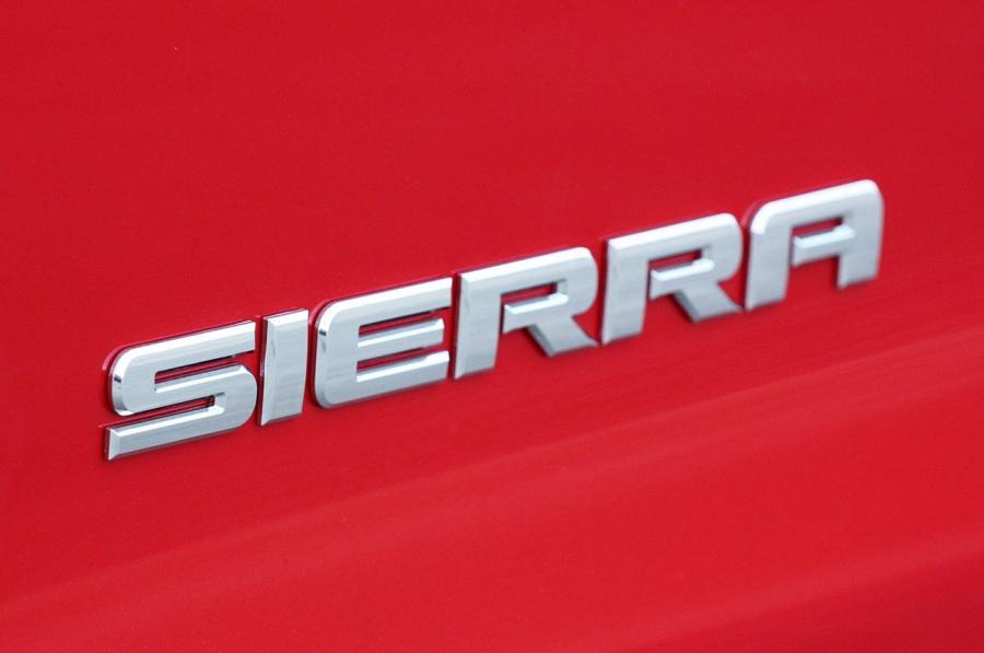  GMC Sierra SLT Crew Cab 2014 года  (фото 132 из 167)